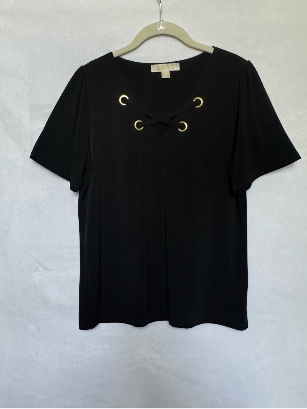 Michael Kors Women's Black Top Cross Front Gold Grommet Short Sleeve Casual Sz M